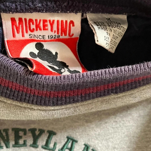 Vintage 90s Disney Mickey Inc. Sweatshirt Medium - Picture 5 of 6